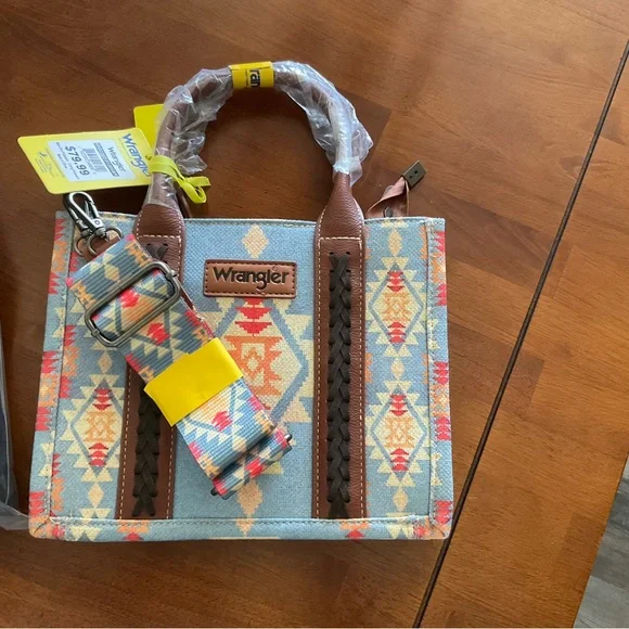 Wrangler Women's Multicolor Tote Bag - Picture 2 of 6